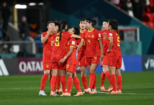 不明身份的女人