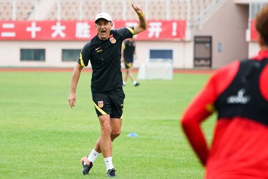 中文字幕亲子入浴交尾