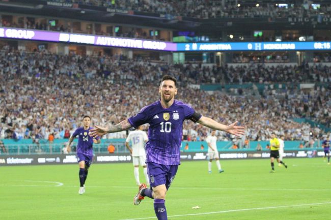 公交车被cao合不拢腿