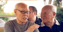 成人四色
